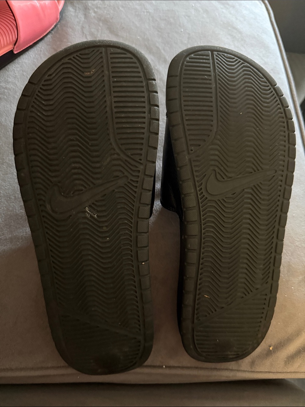 ❤️3 for $18❤️ Nike Slides - Picture 7 of 8